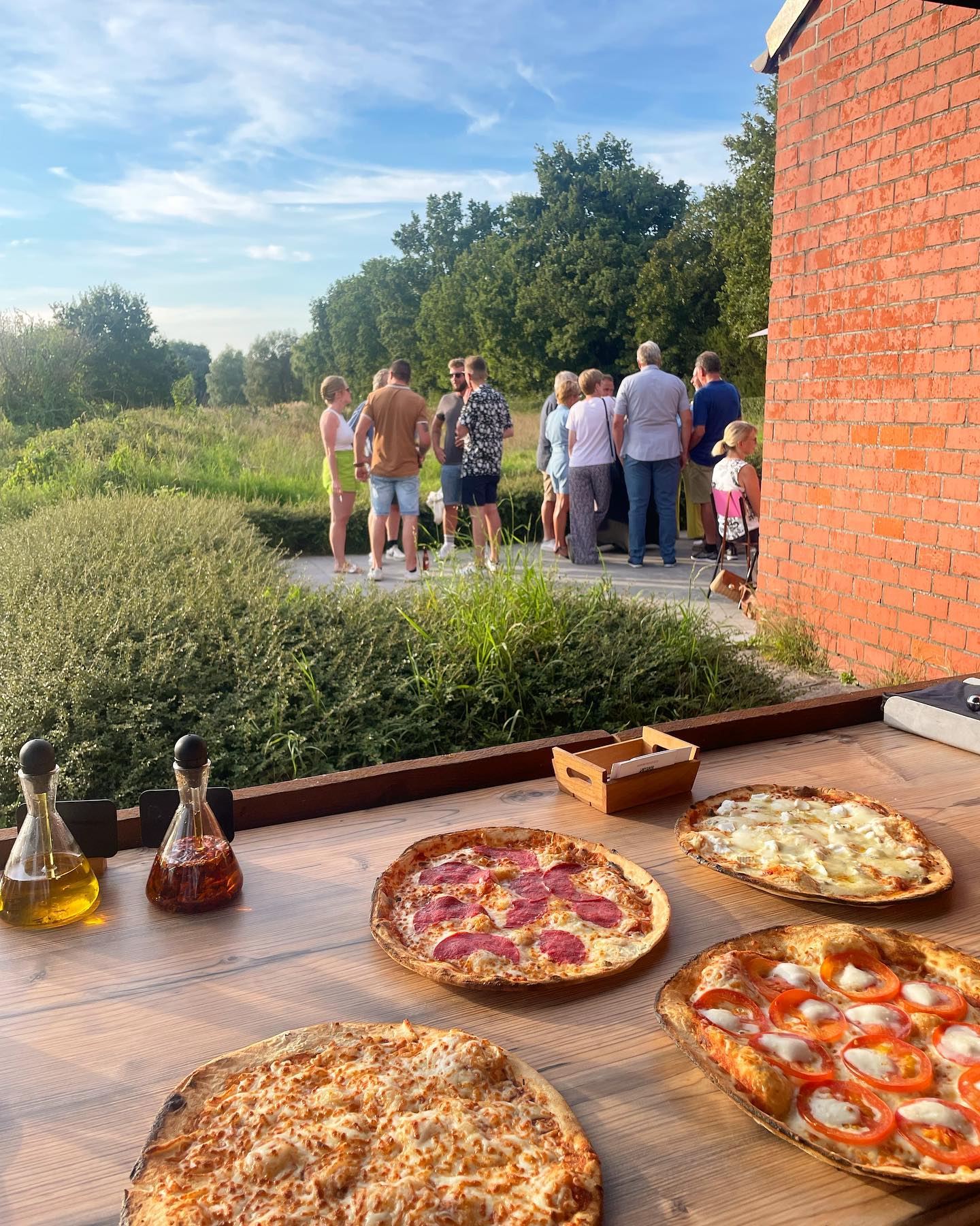 Klaar voor actie 🤩🤩
Ook goesting om eens te proeven? ➡️ www.il-ardente.be
#pizza #pizzakraam #footruck #belgie #houtoven #houtovenpizza